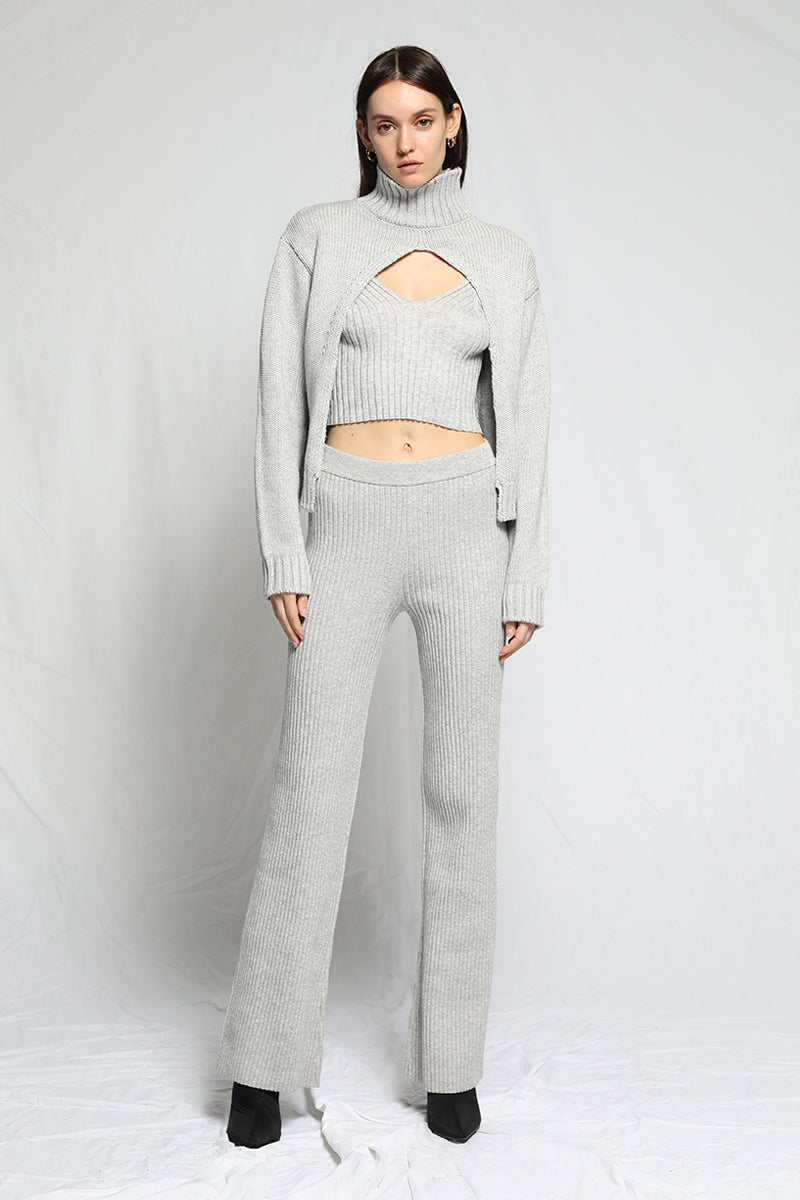 Load image into Gallery viewer, Wool Blended Knit Cropped LS Turtleneck
