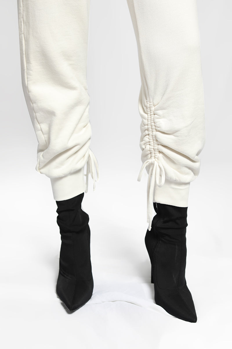 Load image into Gallery viewer, Vintage Terry Cinched Sweatpant (FINAL SALE)
