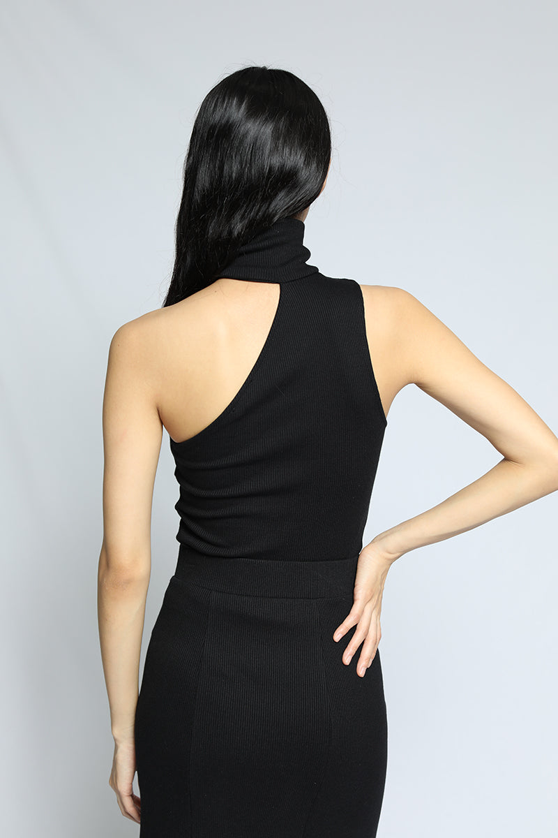 Load image into Gallery viewer, Mass Rib Sleeveless Carved Turtleneck

